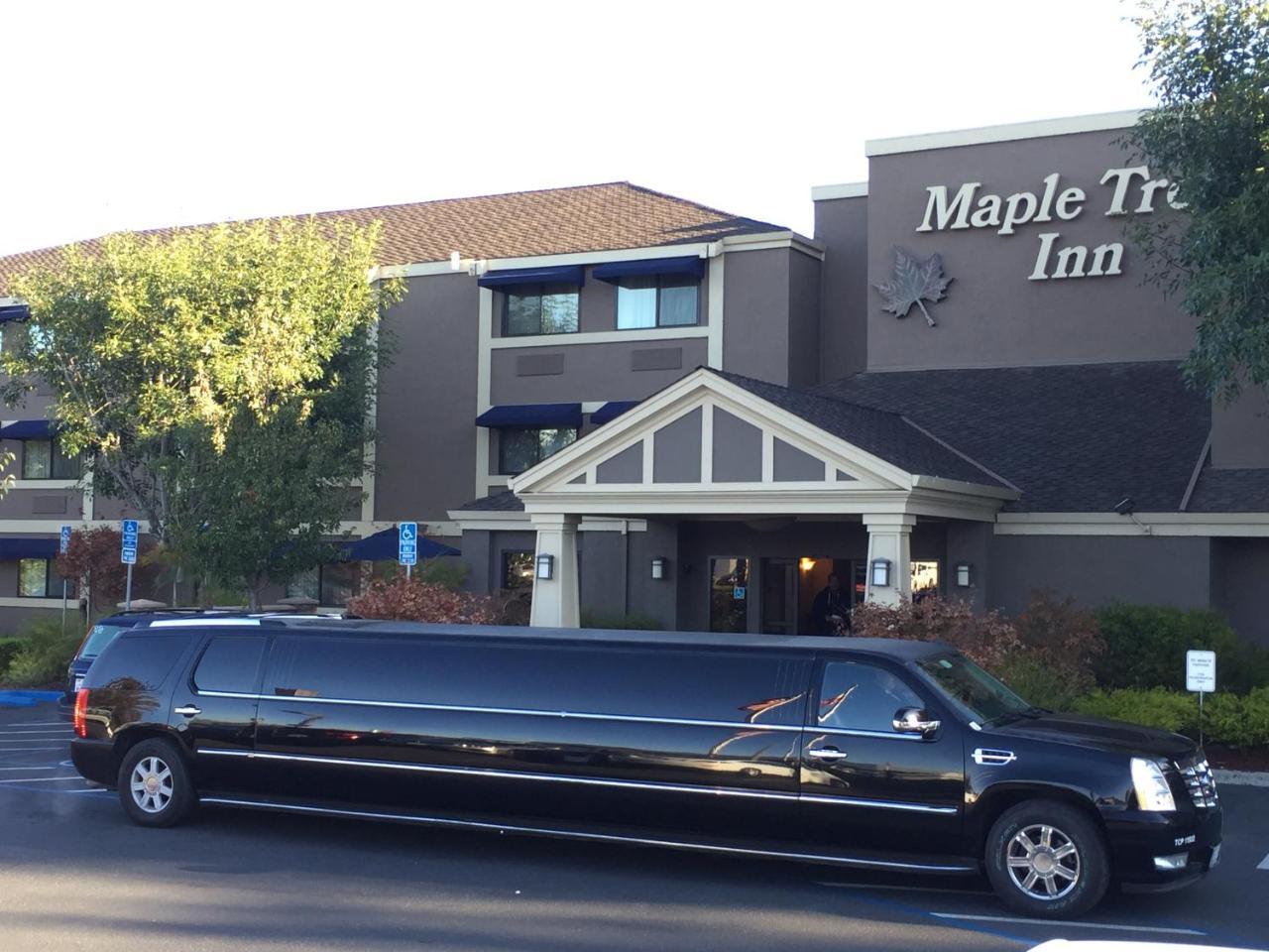 סאניוייל Maple Tree Inn מראה חיצוני תמונה